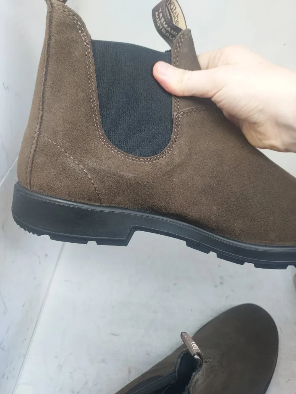 Blundstone MENS Brown Suede Chelsea Boot
